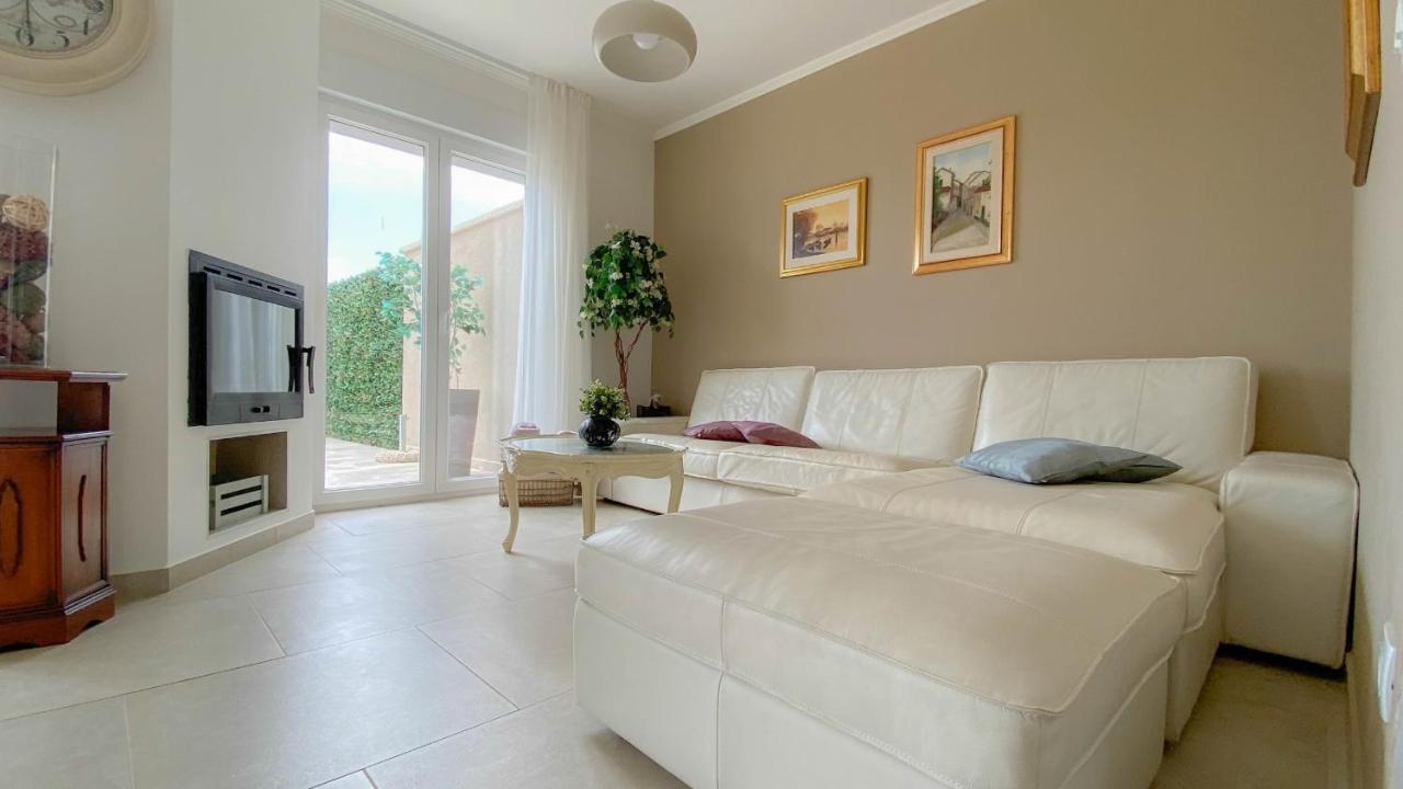Casa Hana Bužinija Kültér fotó